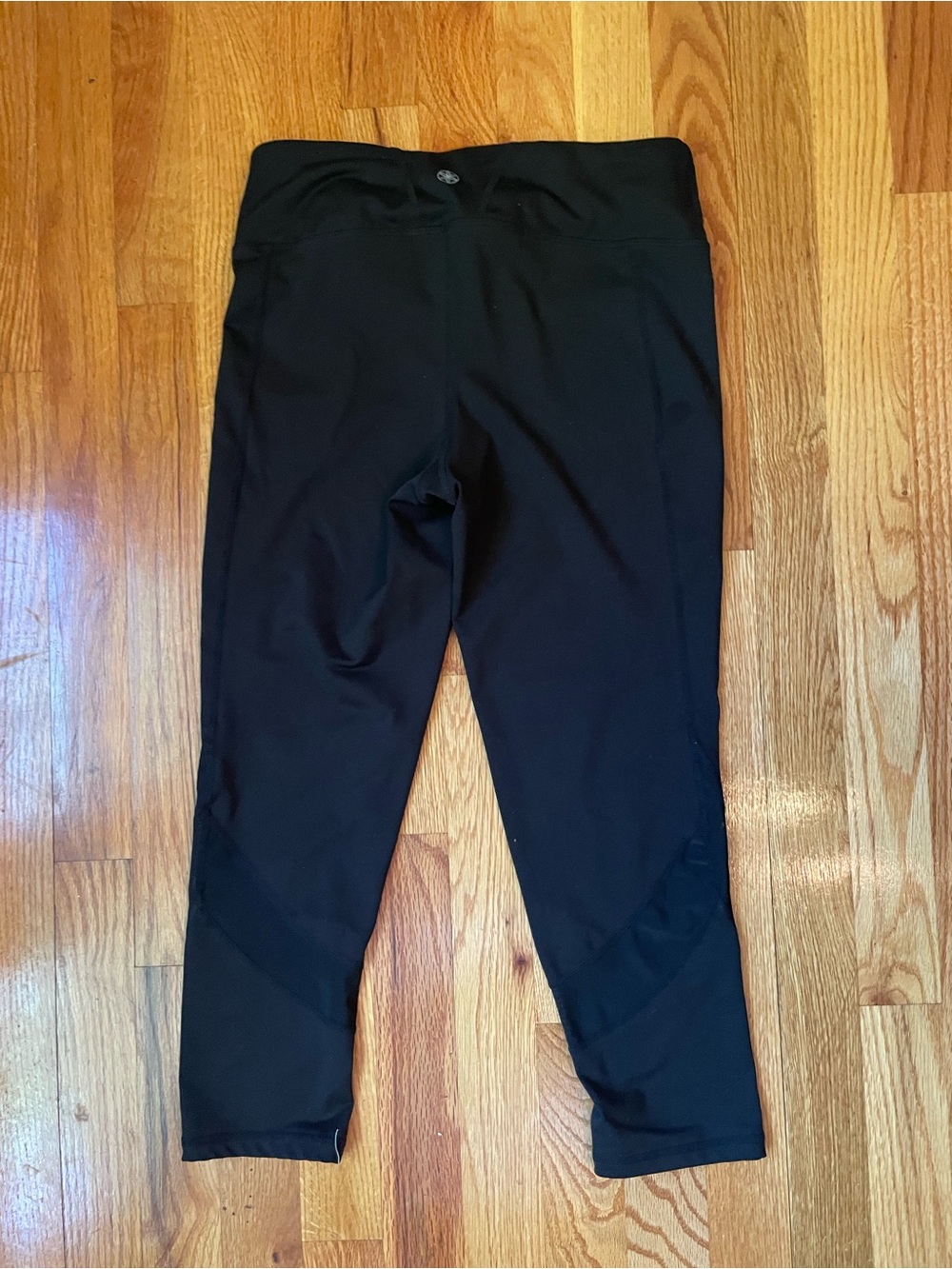 GAIAM Black High-Rise Workout Leggings - Picture 4 of 4